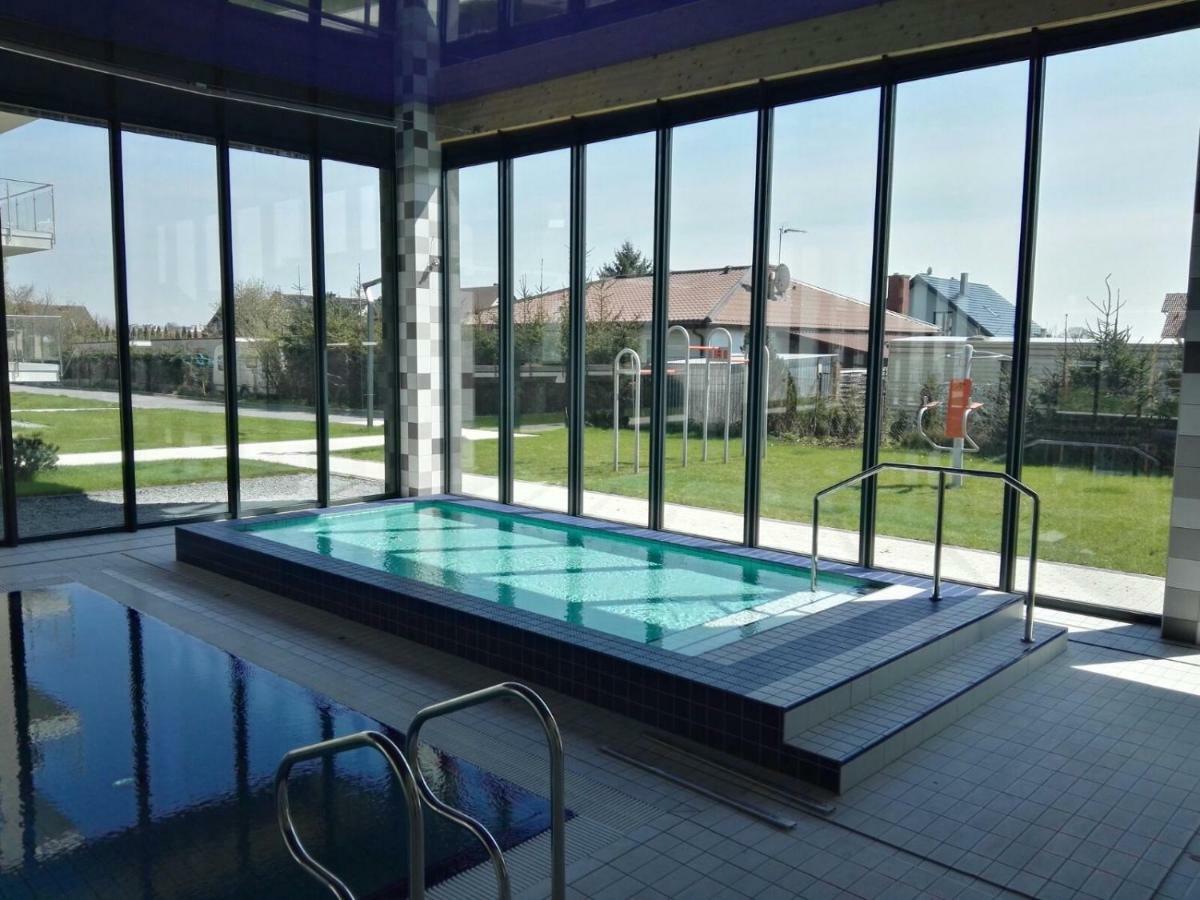 Nadmorski - Kompleks Piec Morz Z Basenem Apartment